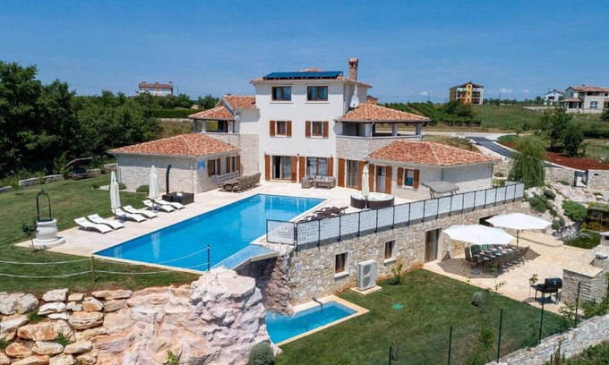 Nova Vas Casa | San Lorenzo by Interhome