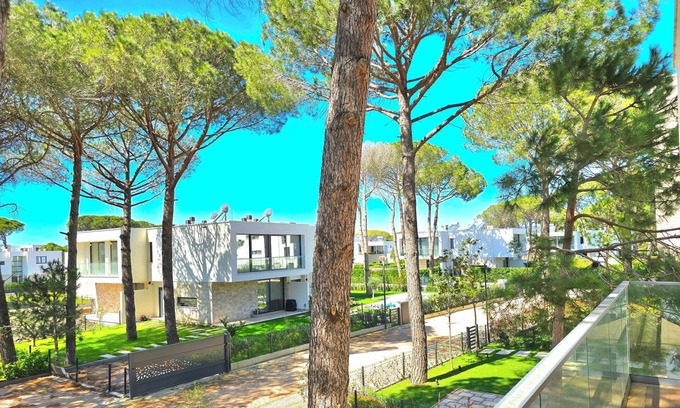 Ishem Apartamento | San Pietro Serenity Home, Lalzit Bay, Albania