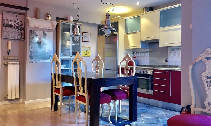 Valladolid Apartamento | Apartamento San Quirce. Céntrico+wifi+netflix. Totalmente reformado y decorado