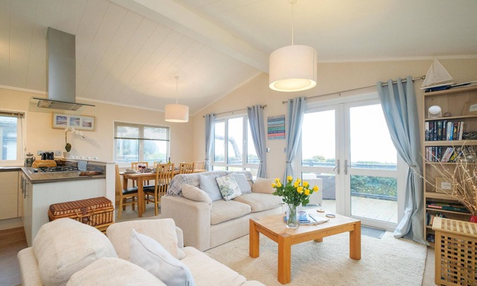 Leiston Cabaña | San Remo - sleeps 6 guests in 3 bedrooms