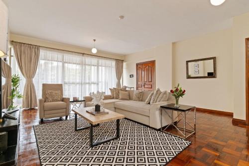 Thompson Estate Apartamento | Sanctuary Luxe - 3BR with Pool - Gym & Views - by The Manna Stays