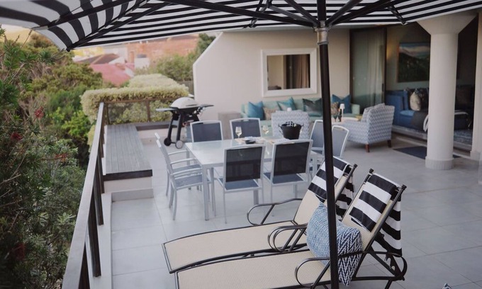 Robberg Beach Apartamento | Sanctuary's Secret | Luxe 2 BD Robberg Seaside Apt