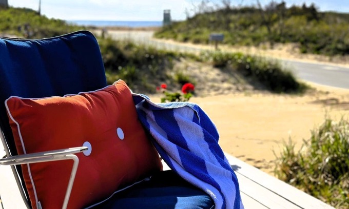 North Eastham Casa | Sand Bar-Dog Friendly on Cooks Brook Beach
