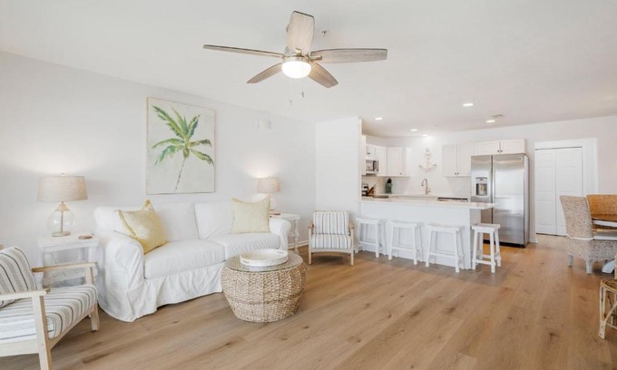 Mexico Beach Casa | Sand Buckets Unit C, Ocean View Beach Townhouse