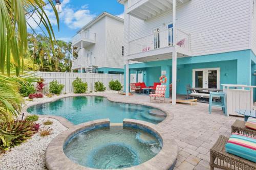 Holmes Beach Casa | Sand Dollar (AMIA)