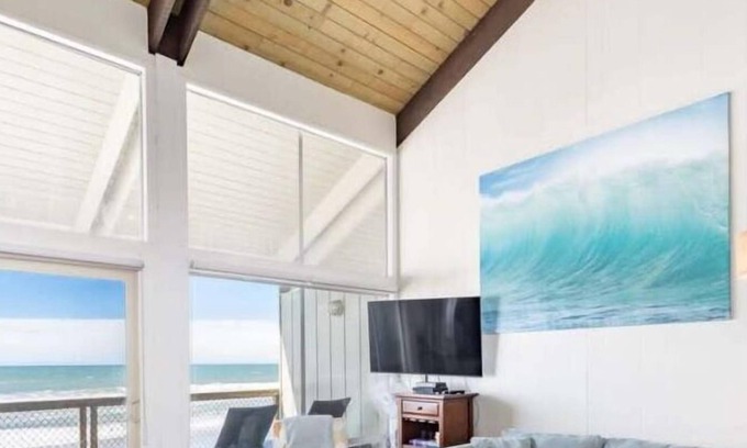 La Selva Beach Casa | Sand Dollar Beachfront Home, Direct Beach Access!