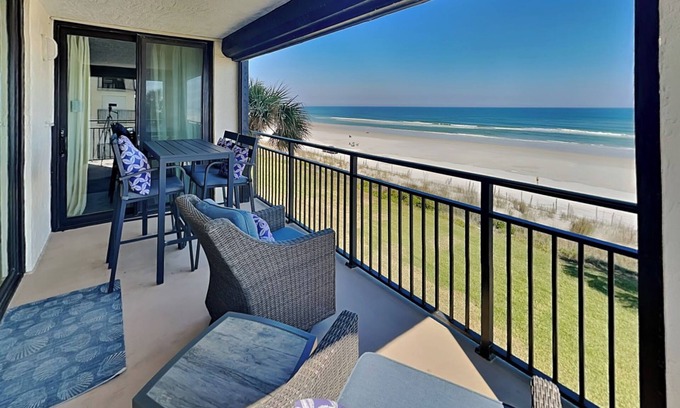 Crescent Beach Condominio | Sand Dollar III 308