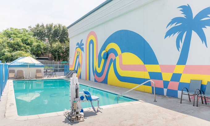 Savannah Beach Hotel | Sandcastle Inn