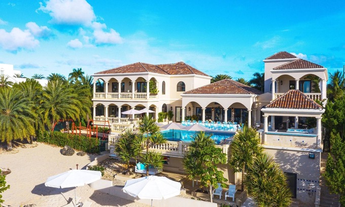The Valley Villa | Sandcastle Villa in Limestone Bay by Personal Villas - Unforgettable Luxurious H