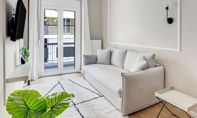 Neapoli-Sykies Apartamento | Sanders New Town - Hermoso apartamento de 1 hab. Apto. con balcón