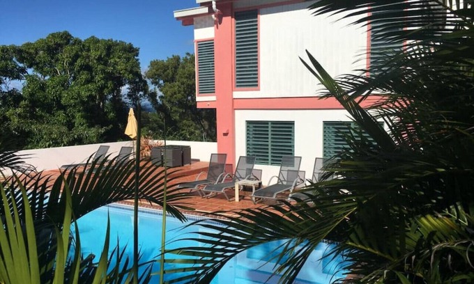 Florida Casa | Sandia Beach House: a pie de playa, piscina, aire acondicionado, las obras!