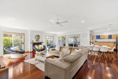 Callala Beach Casa | Sandlewood Breeze - Pet Friendly - Community Pool