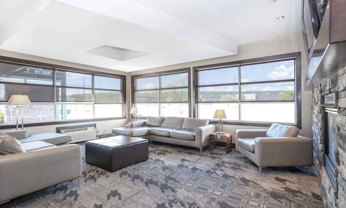Prince George Hotel | Sandman Hotel & Suites Prince George
