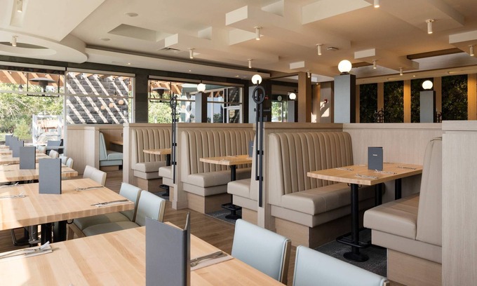 Regina Hotel | Sandman Hotel & Suites Regina
