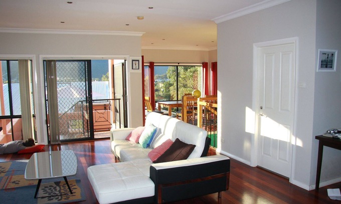 Bulli Casa | Sandon Surf Beach Break