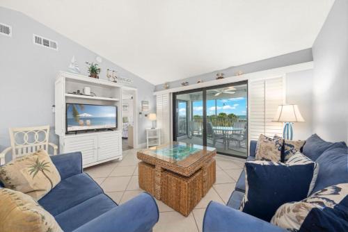Sanibel Casa | Sandpiper Beach #405