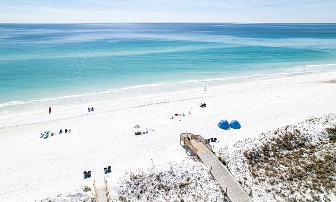 Holiday Isle Condominio | Sandpiper Cove 1119 1 Bedroom Condo by RedAwning