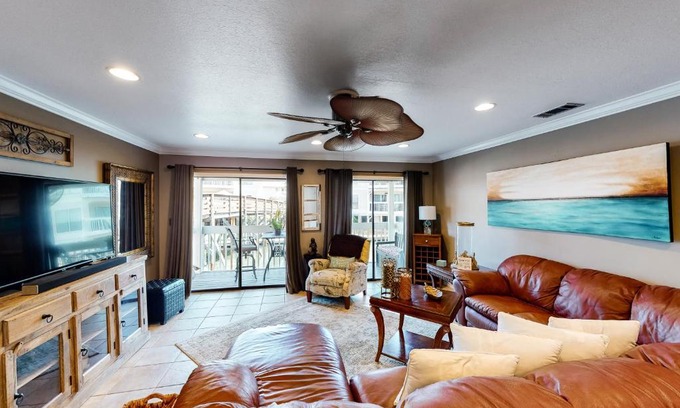 Holiday Isle Hotel | Sandpiper Cove 3111