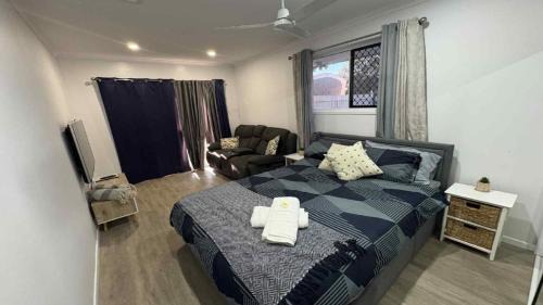 Sandstone Point Casa | Sandstone Point Cove Studio