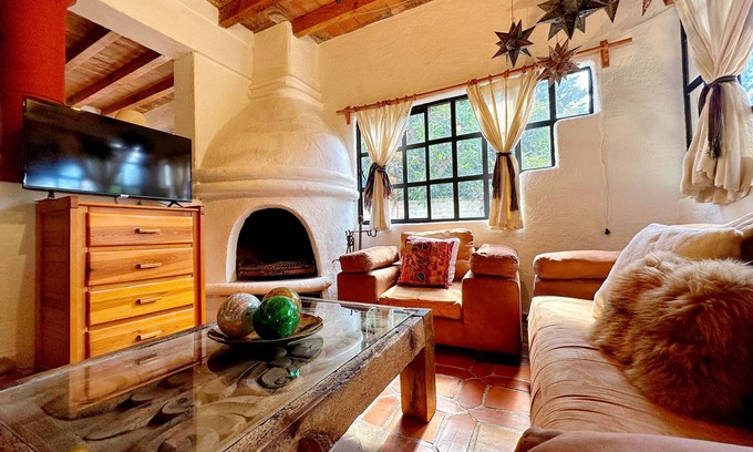 Tzintzuntzan Cabina | Sandunga Lago Tzintzuntzan