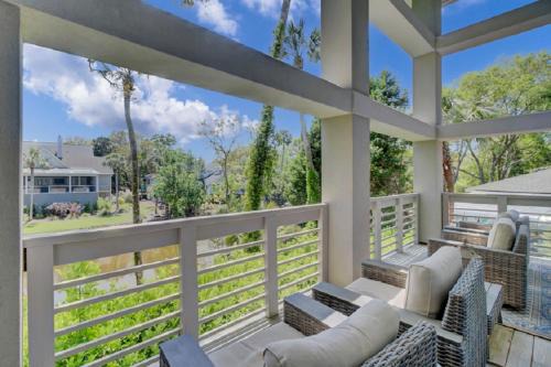 Isle of Palms Casa | Sandwedge 7 by Wild Dunes, Luxury Home with Resort Amenity Access
