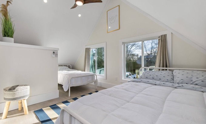 Hampton Casa | Sandy Biscuits A-Frame Cottage @ Plaice Cove