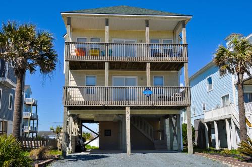 North Topsail Beach Casa | Sandy By The Sea