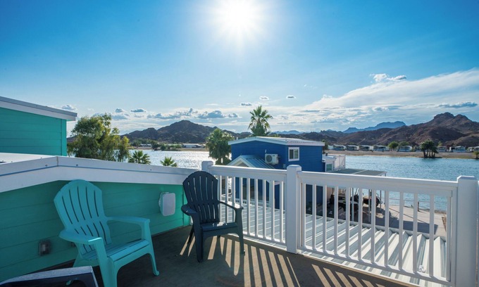 Parker Strip Casa | Sandy Cheeks, Deluxe Rive Views, Roadrunner Resort