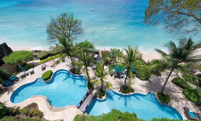 Durants Condominio | Sandy Cove PH 501 in St James by Personal Villas - Breathtaking Luxurious Haven