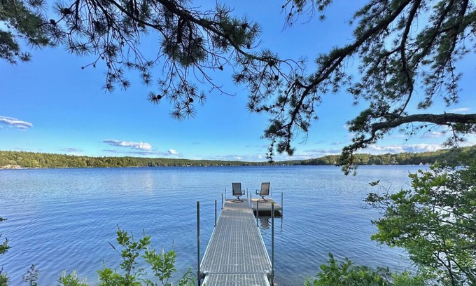 Deerfield Casa | Sandy Shore on Pleasant Lake