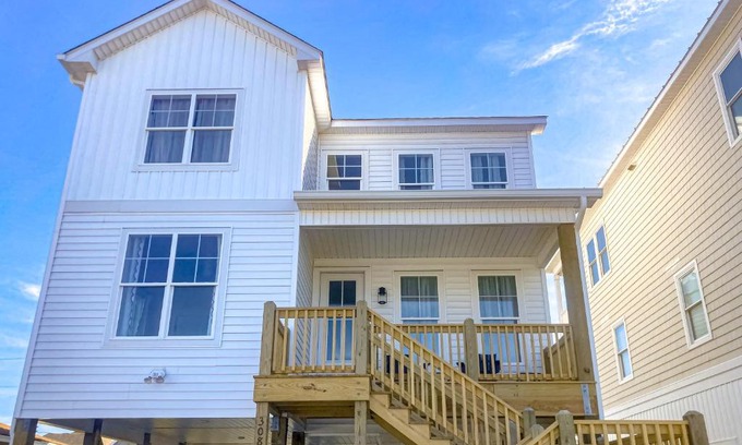 Atlantic Beach Casa | Sandy Step