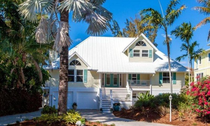Captiva Casa | Sanga Na Langa No Worries