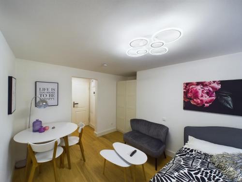 Backnang Apartamento | Sani Suite