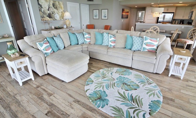Punta Rassa Apartamento | Sanibel Harbour Resort Bay View Tower 737: Beachfront vacation retreat with gorgeous sunset views