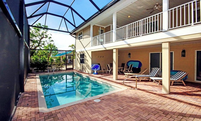 Sanibel Casa | Sanibel Surfsound Home - Heated pool and easy walk to the beach