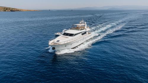 Yalikavak City Center Alquiler De Eote | SANLORENZO SL Deluxe Motoryacht