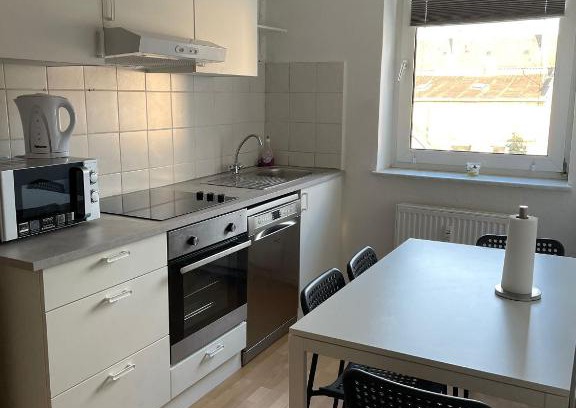 Vorhalle Apartamento | SANO - bei Felix in Hagen - Platz bis zu 5 Personen - Waschmaschine - Smart Tv