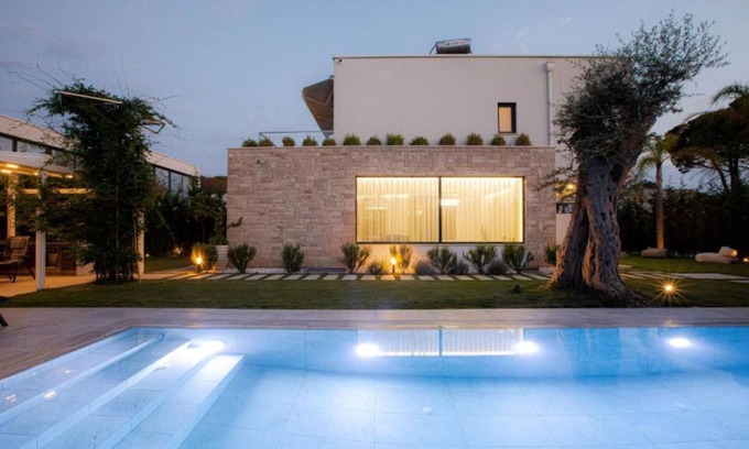 Ishem Casa | Sanpietro Vacation Villa 001