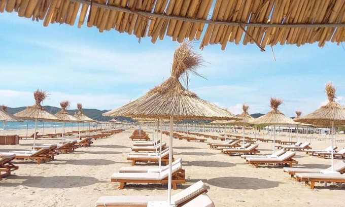 Ishem Complejo | Sanpietro Vacation Rentals
