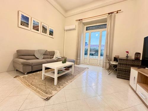Sanremo Apartamento | SANREMO Mare e Relax - affittasi Casa Koala con terrazza e aria condizionata a poca distanza dal Casinó e dal mare