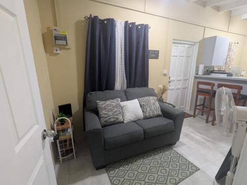 Castries Casa | Sans Oasis