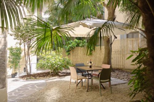 Sant' Ambrogio Apartamento | Sant'Ambrogio Oasis Apartment