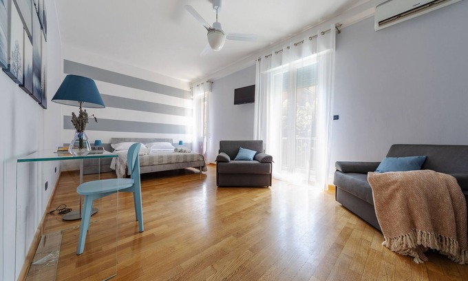 San Donato-San Vitale Apartamento | Sant'Orsola Colorful Huge Apartment