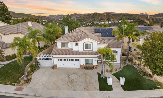 Santa Clarita Casa | Santa Clarita dream home