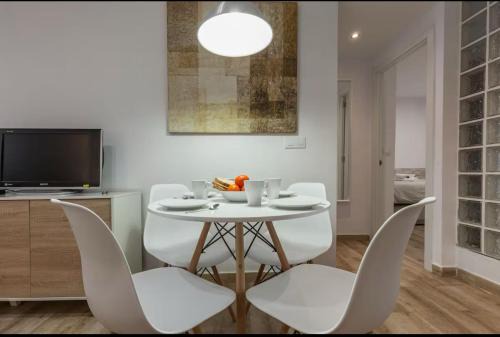 San Carlos-Tartessos Apartamento | Santa Justa modern Suites Sevilla