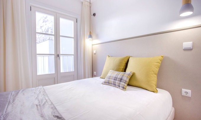 Guimaraes Apartamento | Santa Luzia Apartments By Guestify