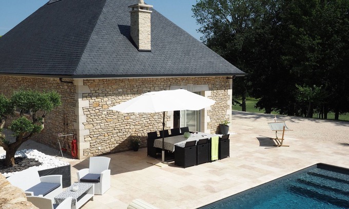 Les Farges Casa | Santoneige es una espaciosa (150 m2) casa de vacaciones de nueva construcción en 2018