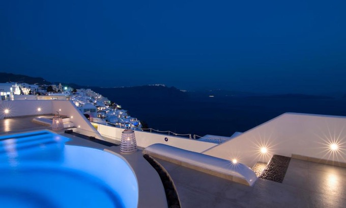 Oia Hotel | Santorini Secret Premium
