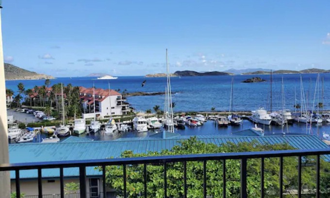 Red Hook Condominio | Sapphire Beach Villa