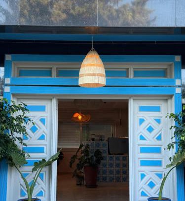 Tangier Casa | Sapphire Guesthouse & Rooftop Panoramique - Villa de Charme à Tanger